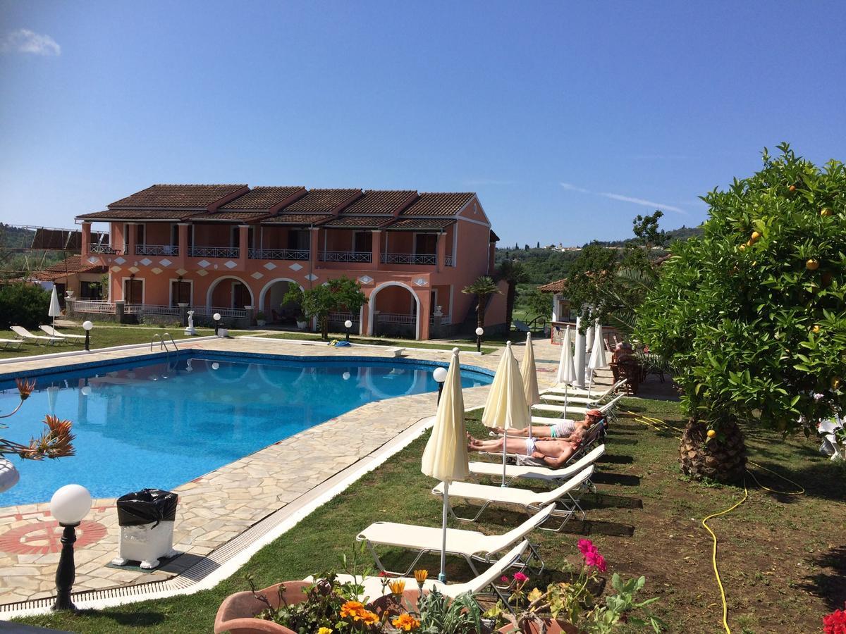 Regina Nina Hotel Vasilatika  Ngoại thất bức ảnh